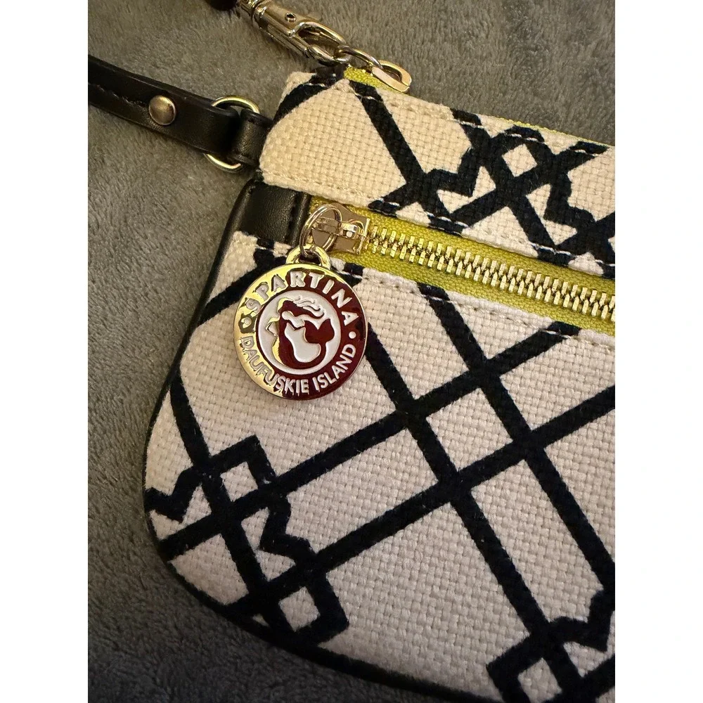 Spartina 449 Island Wristlet Pouch Black White‎ Geometric Pattern Leather Trim
